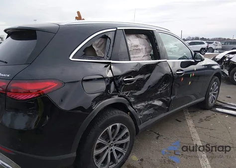 2025 Mercedes-Benz Glc 300 4Matic Suv z USA, uszkodzony, nr VIN W1NKM4HB3SF374086